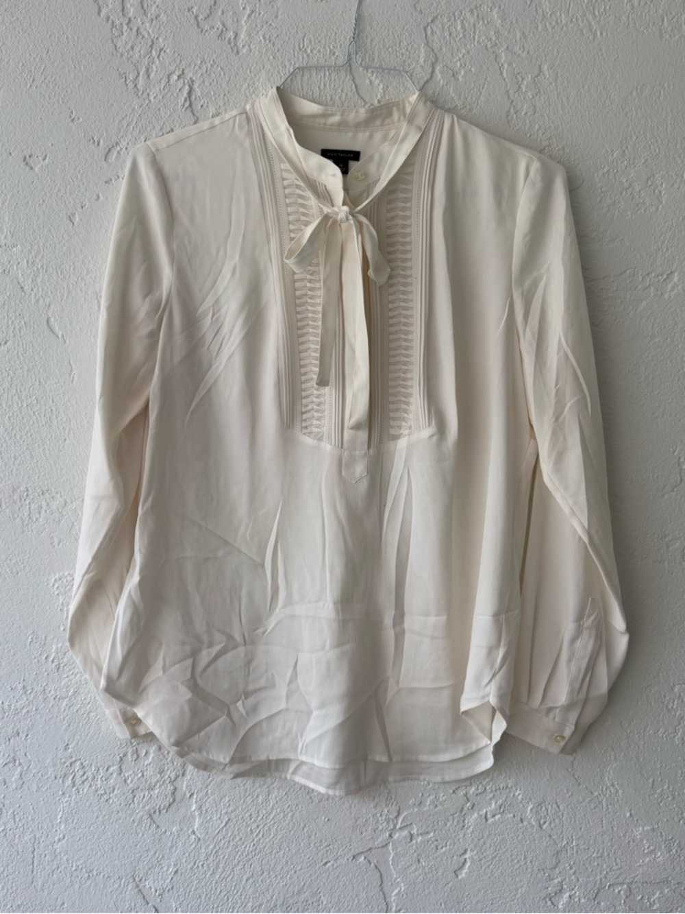 Ann Taylor Cream Tie-Neck Pintuck Blouse